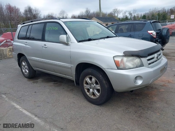 2007 Toyota Highlander w/3rd Row with VIN JTEEP21A570210717, listed as a IAAI auction lot 42089102 with 250,483 mi miles. Bid and sale history available at carsss.com. Image 1.