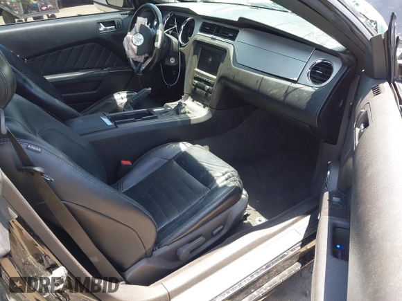 2013 Ford Mustang GT with VIN 1ZVBP8CF1D5232518, listed as a IAAI auction lot 42532816 with 170,412 mi miles and . Bid and sale history available at DreamBid. Image 5.