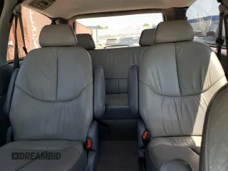 1996 Chrysler Town & Country LXi with VIN 1C4GP64L1TB455059, listed as a Copart auction lot 62001184 with Not Provided miles and Salvage Title. Bid and sale history available at carsss.com. Image 10.