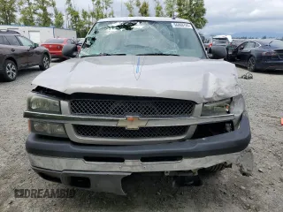 2005 Chevrolet Silverado 1500 LS z VIN 2GCEC19TX51195066, wystawiony jako Copart lot #56868765 z przebiegiem 162 105 mil mil oraz Czysty tytuł • Clean title. Historia ofert i sprzedaży dostępna na DreamBid. Obrazek 5.