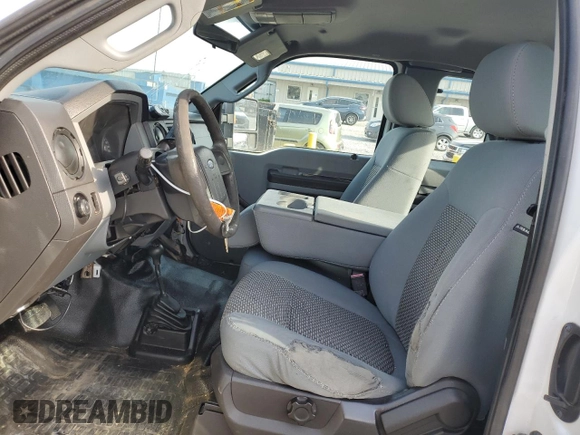 2011 Ford F-250 XL с VIN 1FT7X2B61BED02099, выставлен на аукционе Copart как лот 52741645 с пробегом 219 192 миль миль и Списание • Salvage title. История ставок и продаж доступна на DreamBid. Изображение 7.