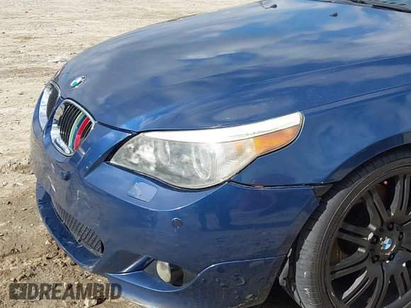 2007 BMW 5 Series 530i with VIN WBANE73577CM49320, listed as a IAAI auction lot 41531892 with 132,117 mi miles. Bid and sale history available at carsss.com. Image 17.