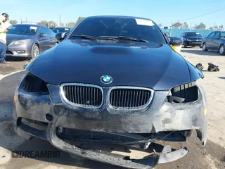 2013 BMW M3 z VIN WBSDX9C5XDE786092, wystawiony jako IAAI lot #41871257 z przebiegiem 61 075 mil mil oraz . Historia ofert i sprzedaży dostępna na DreamBid. Obrazek 13.