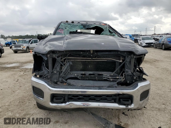 2021 Ram 3500 Tradesman with VIN 3C63RRGL3MG514716, listed as a Copart auction lot 44049845 with 587,358 mi miles and Salvage Title. Bid and sale history available at carsss.com. Image 5.
