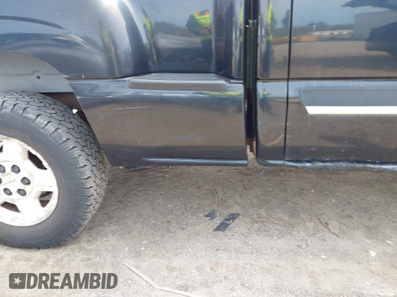 2004 Chevrolet Silverado 1500 with VIN 1GCEK19T24Z174236, listed as a IAAI auction lot 41892275 with 139,843 mi miles and . Bid and sale history available at DreamBid. Image 13.