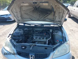 2005 Honda Civic Cpe LX with VIN 1HGEM22555L080708, listed as a IAAI auction lot 41884559 with 273,112 mi miles. Bid and sale history available at carsss.com. Image 10.