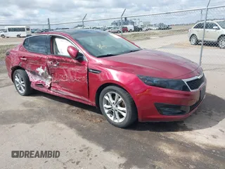 2013 Kia Optima EX z VIN 5XXGN4A7XDG224335, wystawiony jako IAAI lot #42087318 z przebiegiem 109 031 mil mil oraz . Historia ofert i sprzedaży dostępna na DreamBid. Obrazek 1.