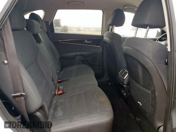 2019 Kia Sorento LX with VIN 5XYPG4A59KG488437, listed as a Copart auction lot 59207325 with 120,099 mi miles and Clean title. Bid and sale history available at DreamBid. Image 11.