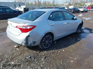 2016 Toyota Corolla L with VIN 2T1BURHE5GC663033, listed as a IAAI auction lot 41975650 with 159,718 mi miles. Bid and sale history available at carsss.com. Image 4.