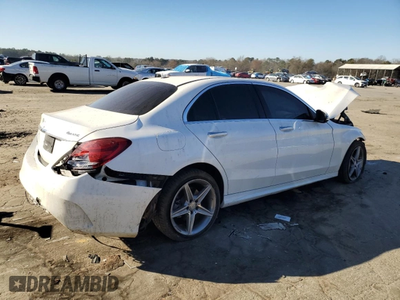 2016 Mercedes-Benz C 300 Luxury z VIN 55SWF4KBXGU153204, wystawiony jako Copart lot #47039875 z przebiegiem Nie podano mil oraz Szkoda całkowita • Salvage title. Historia ofert i sprzedaży dostępna na DreamBid. Obrazek 3.