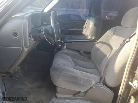 2005 GMC Sierra 1500 SLE1 with VIN 2GTEK19BX51292200, listed as a Copart auction lot 48548245 with 352,333 mi miles and Salvage Title. Bid and sale history available at carsss.com. Image 7.