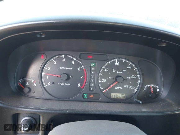 2000 Isuzu Rodeo z VIN 4S2DM58W8Y4348987, wystawiony jako IAAI lot #42024517 z przebiegiem 286 400 mil mil oraz . Historia ofert i sprzedaży dostępna na DreamBid. Obrazek 7.