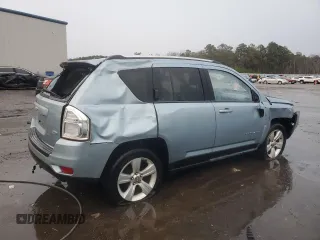 2013 Jeep Compass Latitude with VIN 1C4NJDEB8DD189709, listed as a Copart auction lot 86598874 with 170,041 mi miles and Salvage Title. Bid and sale history available at carsss.com. Image 3.