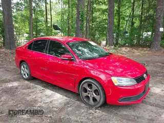 2011 Volkswagen Jetta SE with VIN 3VWDZ7AJ0BM368053, listed as a IAAI auction lot 42320719 with 175,185 mi miles and . Bid and sale history available at DreamBid. Image 1.