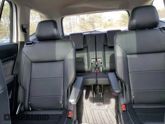 2023 Volkswagen Atlas SEL R-Line Black z VIN 1V2SR2CA0PC551521, wystawiony jako Copart lot #48401585 z przebiegiem 34 323 mil mil oraz Szkoda całkowita • Salvage title. Historia ofert i sprzedaży dostępna na DreamBid. Obrazek 10.