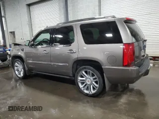 2014 Cadillac Escalade Platinum z VIN 1GYS4DEFXER185821, wystawiony jako Copart lot #78926874 z przebiegiem 142 534 mil mil oraz Szkoda całkowita • Salvage title. Historia ofert i sprzedaży dostępna na DreamBid. Obrazek 2.