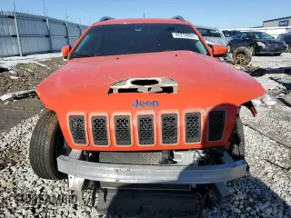 2021 Jeep Cherokee Latitude with VIN 1C4PJLCB0MD163918, listed as a Copart auction lot 42234095 with 95,274 mi miles and Salvage Title. Bid and sale history available at carsss.com. Image 5.