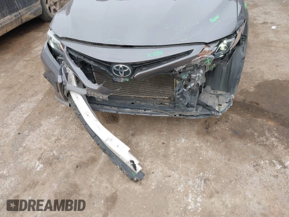 2021 Toyota Camry SE Nightshade with VIN 4T1T11AK3MU496499, listed as a IAAI auction lot 41733005 with 141,711 mi miles. Bid and sale history available at carsss.com. Image 6.