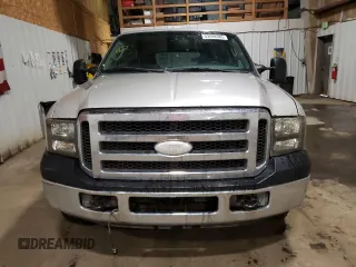 2005 Ford Excursion Special Serv with VIN 1FMSU41P25EC24926, listed as a Copart auction lot 53099385 with 176,253 mi miles and Clean Title. Bid and sale history available at DreamBid. Image 5.