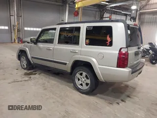 2008 Jeep Commander Sport z VIN 1J8HG48K58C218806, wystawiony jako IAAI lot #41908866 z przebiegiem 188 021 mil mil oraz . Historia ofert i sprzedaży dostępna na DreamBid. Obrazek 3.