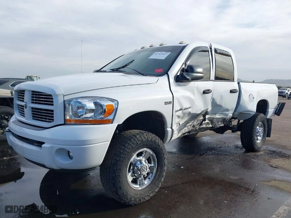 2006 Dodge Ram 2500 SLT with VIN 1D7KS28D96J185616, listed as a IAAI auction lot 41202857 with NaN miles. Bid and sale history available at carsss.com. Image 2.
