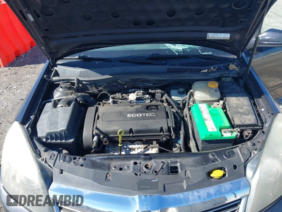 2008 Saturn Astra XR with VIN W08AT671885071256, listed as a IAAI auction lot 42200464 with 200,920 mi miles and . Bid and sale history available at DreamBid. Image 10.