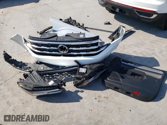 2023 Volkswagen Atlas SE with VIN 1V2JE2CA9PC222811, listed as a Copart auction lot 65216014 with 16,160 mi miles and Salvage title. Bid and sale history available at DreamBid. Image 13.