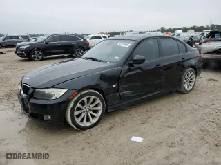 2011 BMW 3 Series 328i with VIN WBAPH5G52BNM74671, listed as a Copart auction lot 42336085 with 155,301 mi miles and Salvage Title. Bid and sale history available at carsss.com. Image 1.