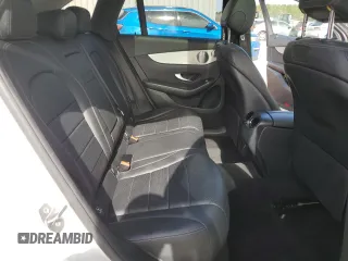 2019 Mercedes-Benz GLC 300 z VIN WDC0G4JBXK1000372, wystawiony jako Copart lot #45012275 z przebiegiem 85 241 mil mil oraz Szkoda całkowita • Salvage title. Historia ofert i sprzedaży dostępna na DreamBid. Obrazek 11.