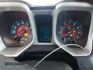2014 Chevrolet Camaro LT z VIN 2G1FB1E39E9178251, wystawiony jako IAAI lot #42364608 z przebiegiem 161 435 mil mil oraz . Historia ofert i sprzedaży dostępna na DreamBid. Obrazek 7.