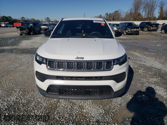 2023 Jeep Compass Sport with VIN 3C4NJDAN2PT511064, listed as a Copart auction lot 85946234 with 30,024 mi miles and Salvage title. Bid and sale history available at DreamBid. Image 5.