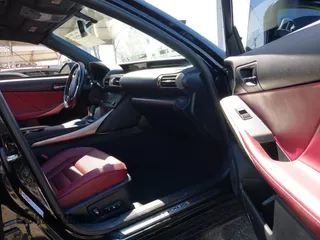 2016 Lexus IS 200t z VIN JTHBA1D21G5019532, wystawiony jako IAAI lot #42142733 z przebiegiem 85 411 mil mil oraz . Historia ofert i sprzedaży dostępna na DreamBid. Obrazek 5.