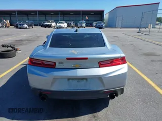 2018 Chevrolet Camaro 1LT z VIN 1G1FB1RX3J0125112, wystawiony jako IAAI lot #42034286 z przebiegiem 179 149 mil mil oraz . Historia ofert i sprzedaży dostępna na DreamBid. Obrazek 15.