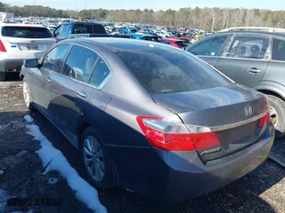 2015 Honda Accord Sedan EX-L with VIN 1HGCR2F86FA252870, listed as a IAAI auction lot 41269388 with 161,018 mi miles. Bid and sale history available at carsss.com. Image 3.