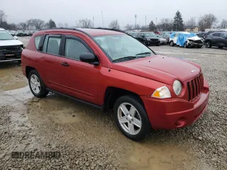 2008 Jeep Compass Sport with VIN 1J8FT47W48D501120, listed as a Copart auction lot 43440675 with 70,528 mi miles and Salvage Title. Bid and sale history available at carsss.com. Image 4.