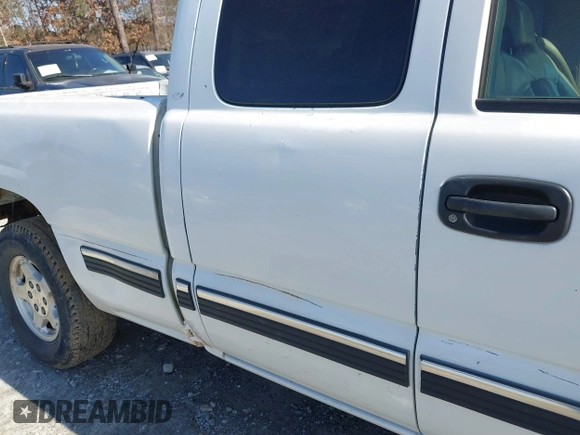 2002 Chevrolet Silverado 1500 LT with VIN 2GCEK19T321373124, listed as a IAAI auction lot 41502812 with 161,773 mi miles. Bid and sale history available at carsss.com. Image 13.