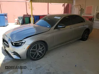 2022 Mercedes-Benz E 350 z VIN W1KZF8DB2NB083111, wystawiony jako Copart lot #54193975 z przebiegiem Nie podano mil oraz Szkoda całkowita • Salvage title. Historia ofert i sprzedaży dostępna na DreamBid. Obrazek 1.