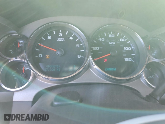 2010 Chevrolet Silverado 1500 LT with VIN 1GCSCSE04AZ142806, listed as a Copart auction lot 42185915 with 171,300 mi miles and Salvage Title. Bid and sale history available at DreamBid. Image 9.