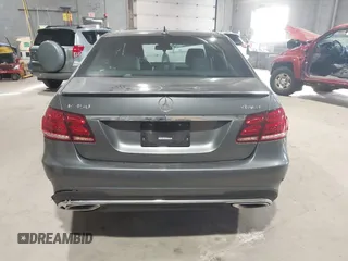 2016 Mercedes-Benz E-Class E 350 Luxury with VIN WDDHF8JB2GB295090, listed as a IAAI auction lot 41286113 with 52,813 mi miles. Bid and sale history available at carsss.com. Image 15.