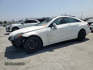 2014 Mercedes-Benz E 550 z VIN WDDKJ7DB4EF240222, wystawiony jako Copart lot #63444535 z przebiegiem Nie podano mil oraz Szkoda całkowita • Salvage title. Historia ofert i sprzedaży dostępna na DreamBid. Obrazek 1.