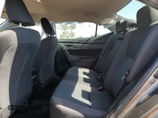 2018 Toyota Corolla L z VIN 2T1BURHE8JC097263, wystawiony jako Copart lot #57715595 z przebiegiem 78 598 mil mil oraz Szkoda całkowita • Salvage title. Historia ofert i sprzedaży dostępna na DreamBid. Obrazek 10.