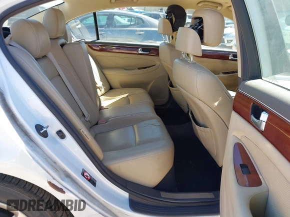 2012 Hyundai Genesis 3.8L z VIN KMHGC4DD1CU158141, wystawiony jako IAAI lot #41701051 z przebiegiem 189 981 mil mil oraz . Historia ofert i sprzedaży dostępna na DreamBid. Obrazek 8.