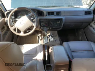 1995 Toyota Land Cruiser z VIN JT3DJ81W6S0106332, wystawiony jako Copart lot #47772055 z przebiegiem 214 499 mil mil oraz Szkoda całkowita • Salvage title. Historia ofert i sprzedaży dostępna na DreamBid. Obrazek 8.