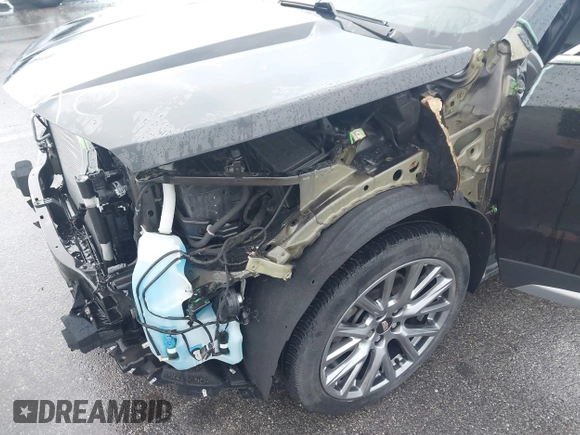 2020 Cadillac XT4 FWD Premium Luxury with VIN 1GYFZCR49LF049541, listed as a IAAI auction lot 42249189 with 62,846 mi miles and . Bid and sale history available at DreamBid. Image 17.