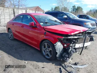 2014 Mercedes-Benz CLA 250 z VIN WDDSJ4GB6EN115562, wystawiony jako IAAI lot #42051642 z przebiegiem 124 794 mil mil oraz . Historia ofert i sprzedaży dostępna na DreamBid. Obrazek 1.