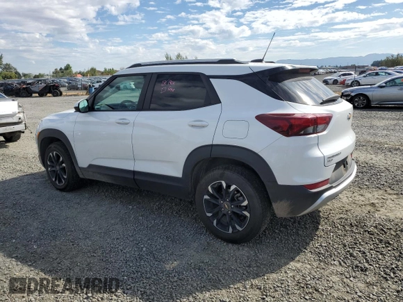 2021 Chevrolet TrailBlazer LT with VIN KL79MRSL1MB165604, listed as a Copart auction lot 68071014 with 57,814 mi miles and Salvage Title. Bid and sale history available at DreamBid. Image 2.