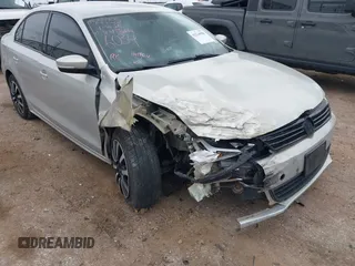 2011 Volkswagen Jetta SE с VIN 3VWBZ7AJ5BM396034, выставлен на аукционе IAAI как лот 42224986 с пробегом 208 344 миль миль и . История ставок и продаж доступна на DreamBid. Изображение 6.