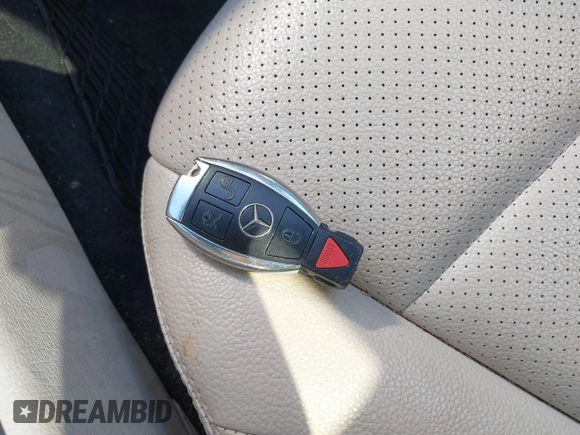2015 Mercedes-Benz C 300 Luxury with VIN 55SWF4KB9FU035143, listed as a IAAI auction lot 41898353 with 140,699 mi miles and . Bid and sale history available at DreamBid. Image 11.