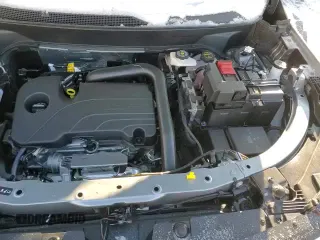 2025 Chevrolet Equinox FWD LT с VIN 3GNAXHEG4SL103195, выставлен на аукционе Copart как лот 45025225 с пробегом 1 042 миль миль и Списание • Salvage title. История ставок и продаж доступна на DreamBid. Изображение 14.