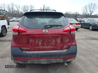 2019 Nissan Kicks SR with VIN 3N1CP5CUXKL492775, listed as a IAAI auction lot 41781059 with 152,745 mi miles. Bid and sale history available at carsss.com. Image 16.